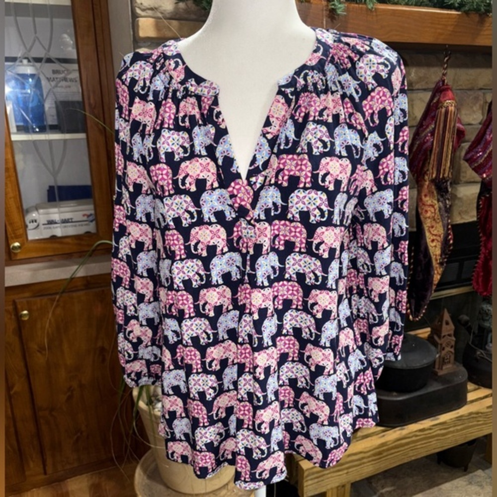 CROWN & IVY SIZE LARGE BLUE &PINK MULTICOLORED ELEPHANT TOP